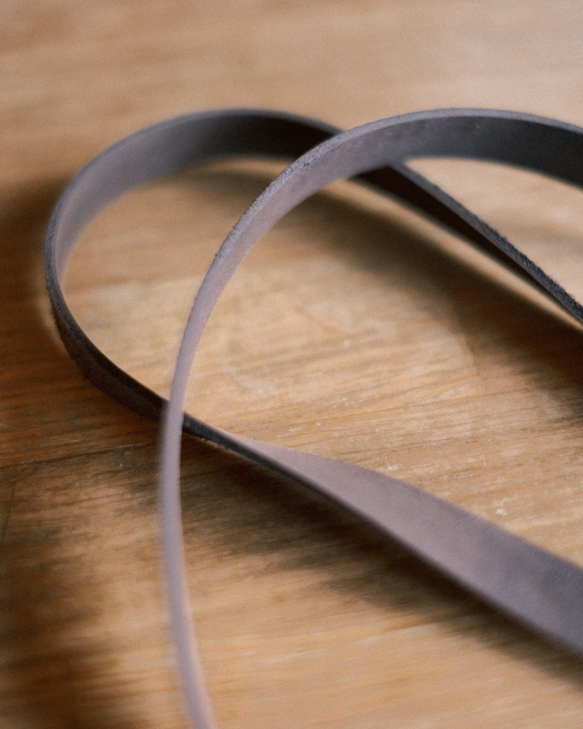 Kameragurt aus Leder doppelt gesichert | strapnstyles, Secure Vintage Leather Camera Strap - strapnstyles