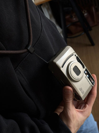 Kameraseil für Kompaktkameras | strapnstyles, Kameragurt für kleine Ösen, passend für Ricoh GR, Contax T2, T3 - strapnstyles