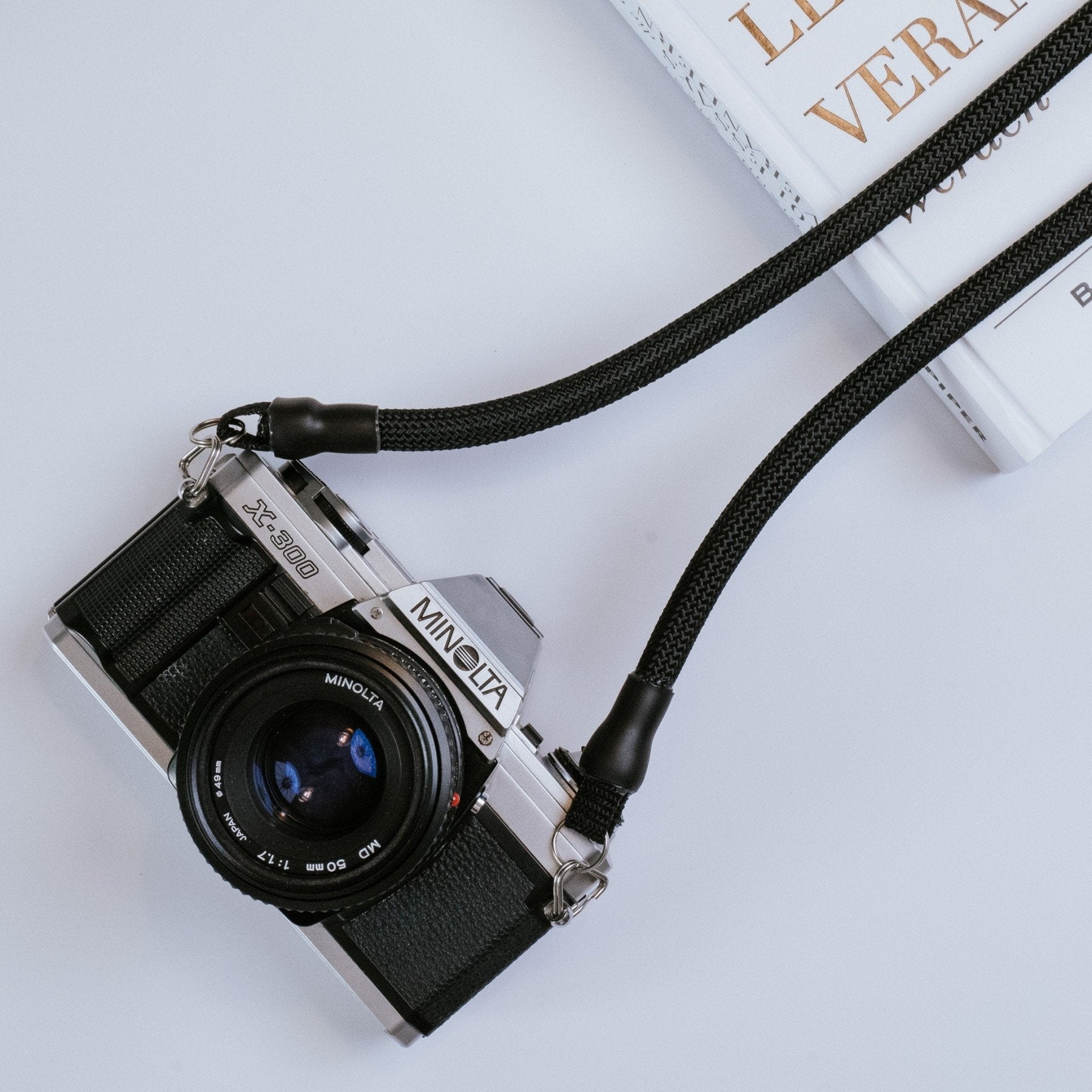 Kameraseil, Kameragurt in Schwarz und weiteren Farben für Analoge und DSLR Kamera - Vintage Camera Strap - strapnstyles