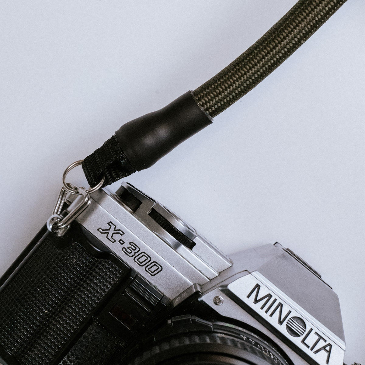 Kameraseil, Kameragurt in Schwarz und weiteren Farben für Analoge und DSLR Kamera - Vintage Camera Strap - strapnstyles