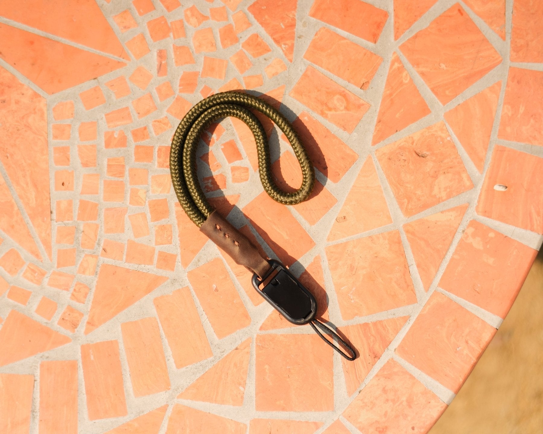 Kletterseil Kamera Handschlaufe mit Quick Release – Robuste Seilschlaufe für Outdoor Fotografie, Rope Wrist Strap in Grün & weiteren Farben - strapnstyles