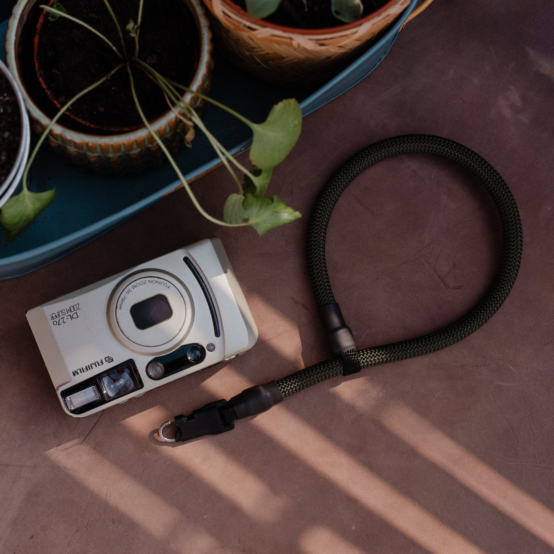 Kurzes Kameraseil, Kameragurt mit Quick Release für Analoge und DSLR Kamera - strapnstyles