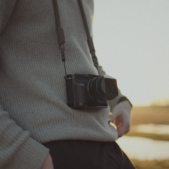 Quick Release Leder Kameraseil für Ricoh GR | Strapnstyles – Leather Rope Camera Strap