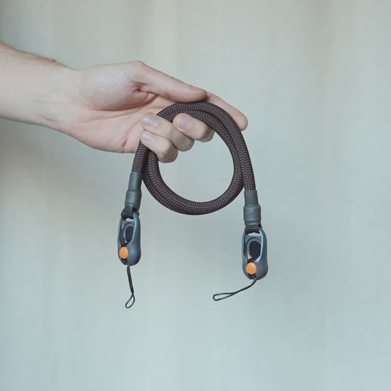 Kameraseil in Braun mit magnetischem Quick Release, Video