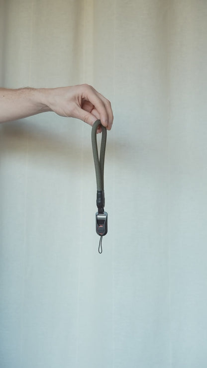 Handschlaufe aus grünem Kletterseil mit Quick Release, Video