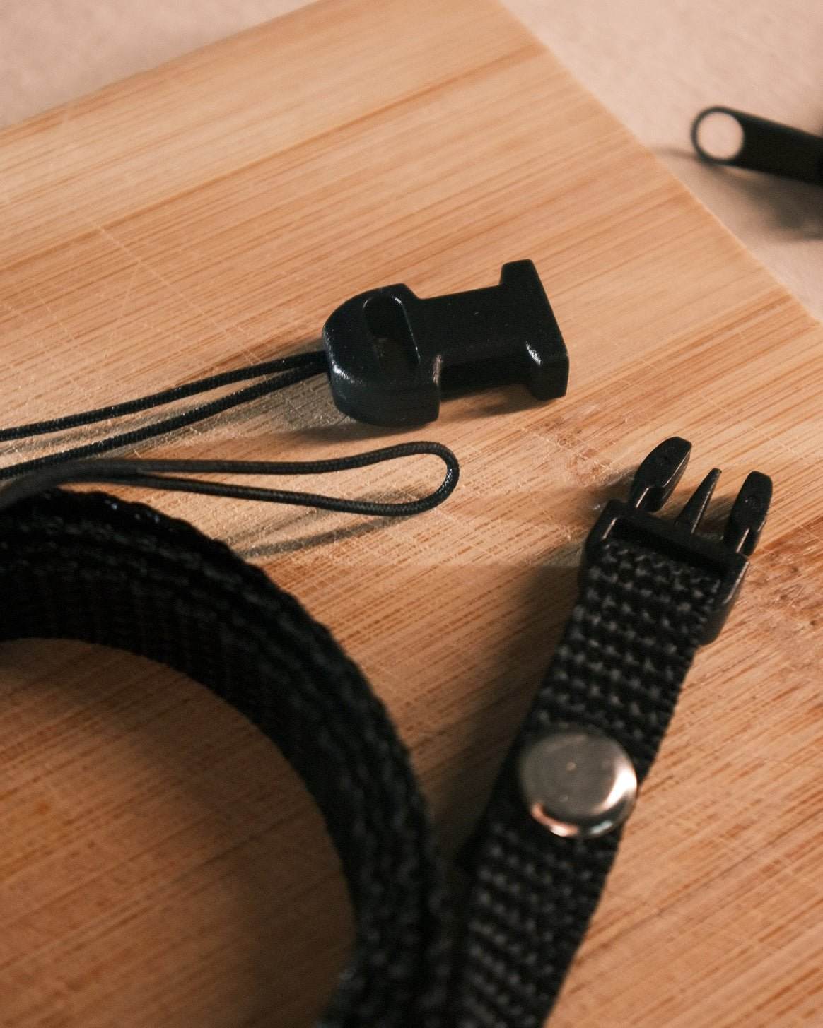 Quick Release Kameraseil, Basic Kameragurt in Schwarz und weiteren Farben für kleine Analoge und DSLR Kamera - Vintage Camera Strap - strapnstyles