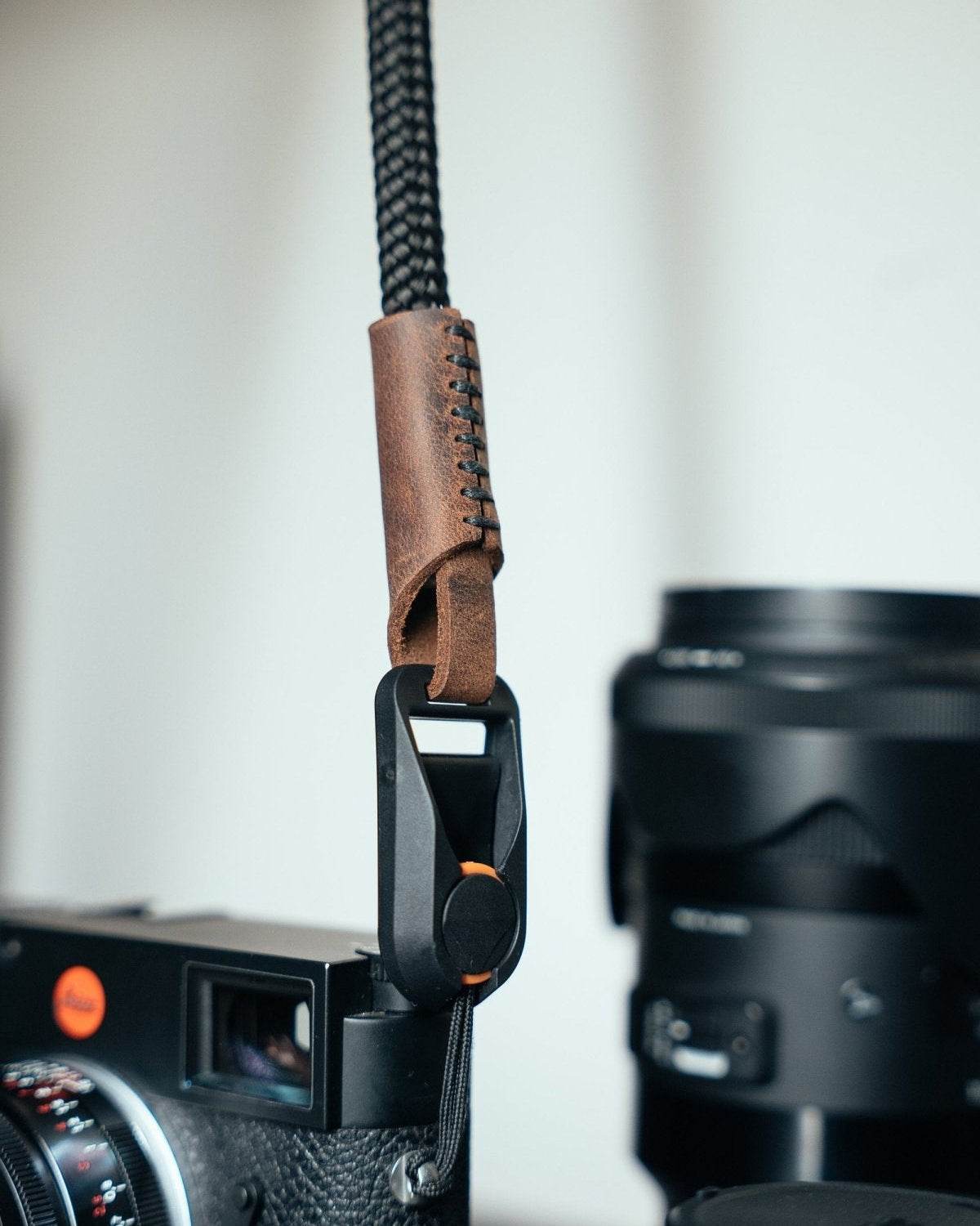 Quick Release Kameraseil, Kameragurt in Schwarz und weiteren Farben für Analoge und DSLR Kamera - Vintage Camera Strap - strapnstyles