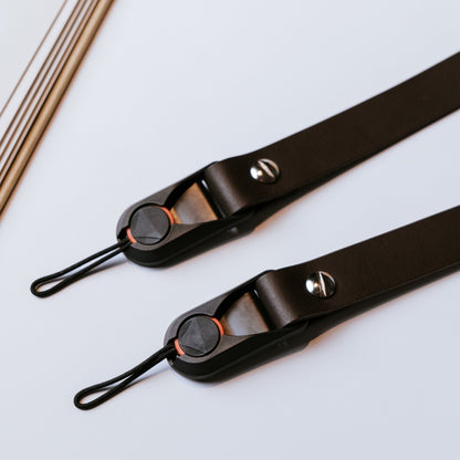 Quick Release Leather Strap - Schmaler Vintage Kameragurt aus Leder in Schwarz, Kameragurt für Analoge und DSLR Kamera - Camera Strap - strapnstyles